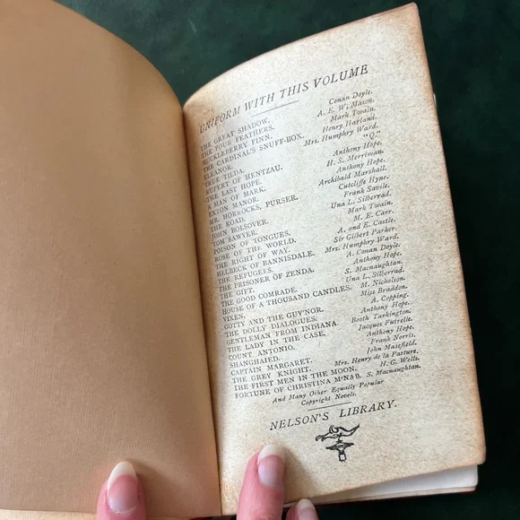 Vintage Book 1913 Book The Prisoner of Zenda by Anthony Hope - Picture 6 of 10